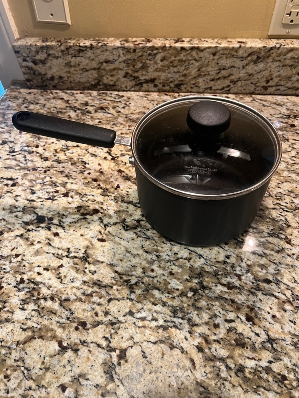 Pampered Chef Black Nonstick 3QT Saucepan with Glass Lid - Kitchen Essential